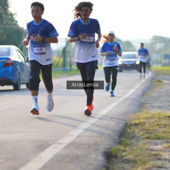 Runner Photo 3467250