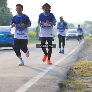 Runner Photo 3467251