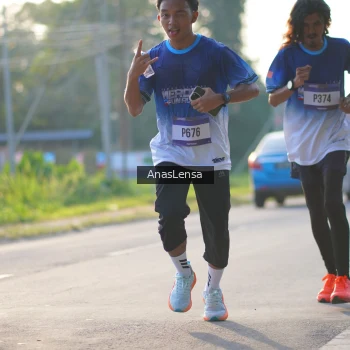 Runner Photo 3467272