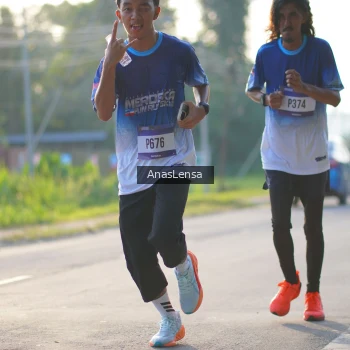Runner Photo 3467275