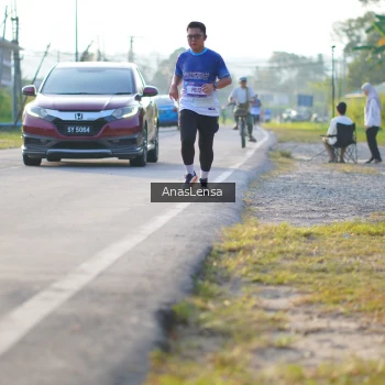 Runner Photo 3467334