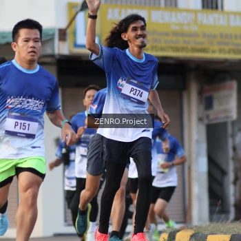 Runner Photo 3467343