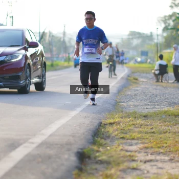 Runner Photo 3467346