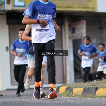 Runner Photo 3467358