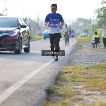 Runner Photo 3467364