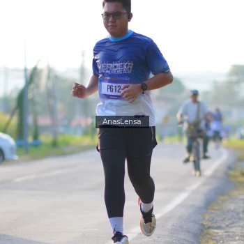 Runner Photo 3467372