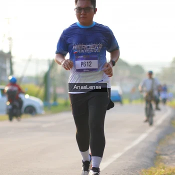 Runner Photo 3467378