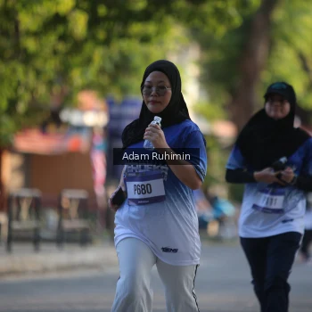 Runner Photo 3467383