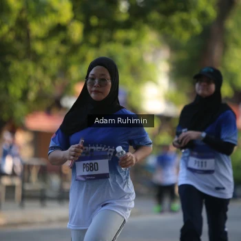 Runner Photo 3467385