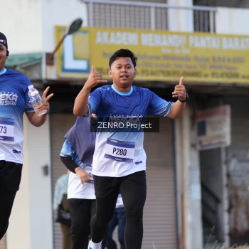 Runner Photo 3467396