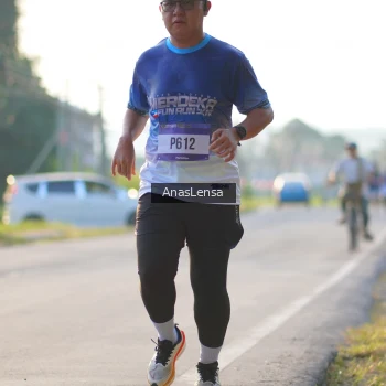 Runner Photo 3467410