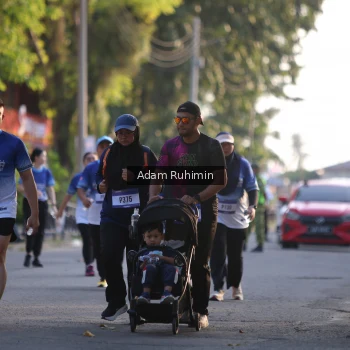 Runner Photo 3467413