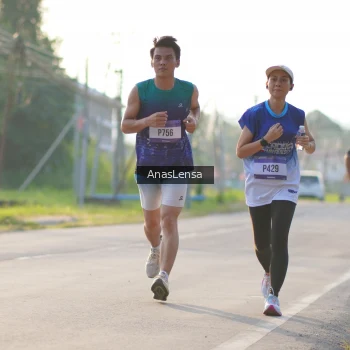 Runner Photo 3467416