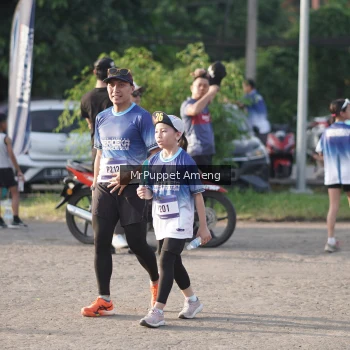 Runner Photo 3467431