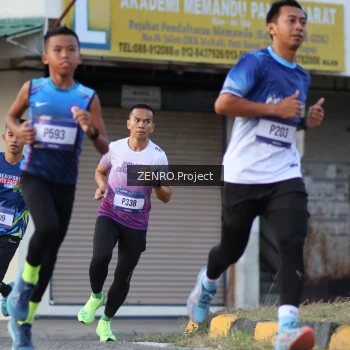 Runner Photo 3467470