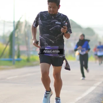 Runner Photo 3467480