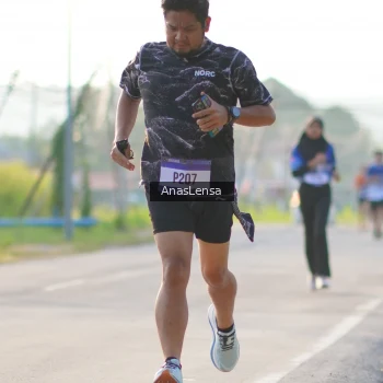 Runner Photo 3467481