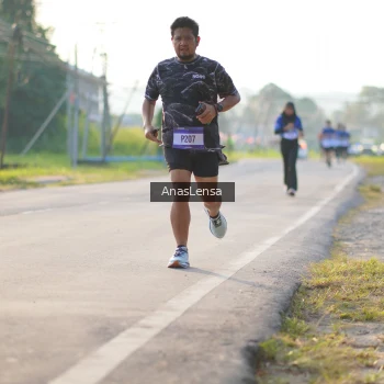 Runner Photo 3467486