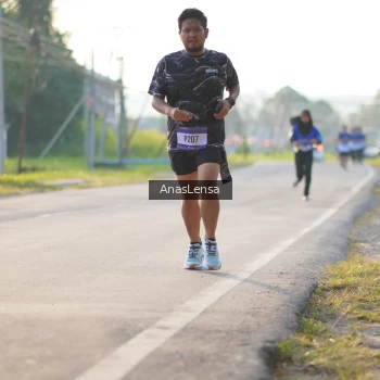 Runner Photo 3467492