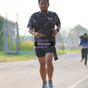 Runner Photo 3467503