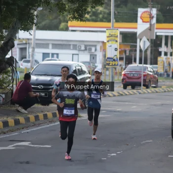 Runner Photo 3467534