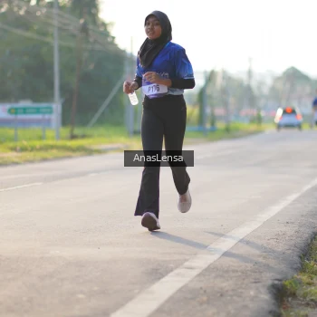Runner Photo 3467567
