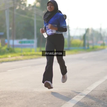 Runner Photo 3467581