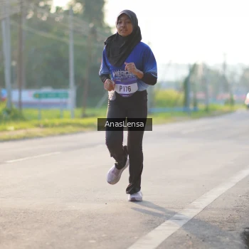 Runner Photo 3467588
