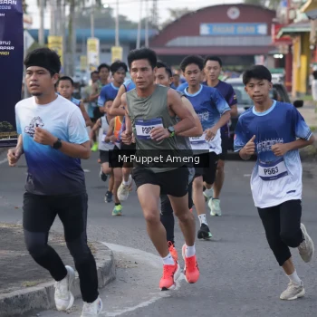 Runner Photo 3467600