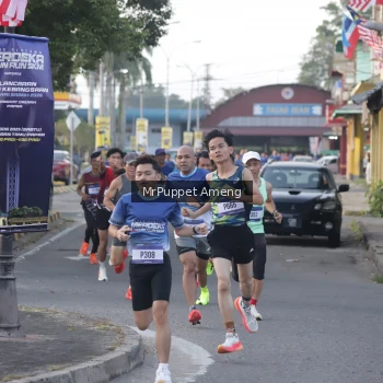 Runner Photo 3467637
