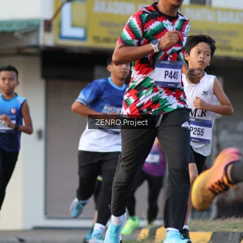 Runner Photo 3467657