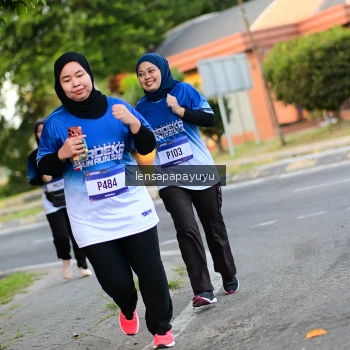 Runner Photo 3467666
