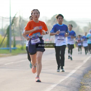 Runner Photo 3467667