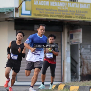 Runner Photo 3467741