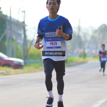 Runner Photo 3467759