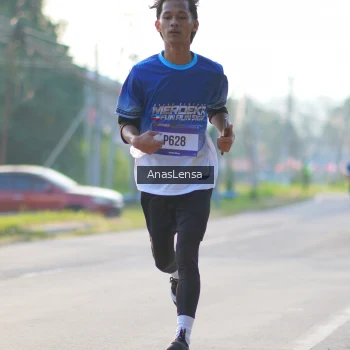 Runner Photo 3467769