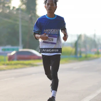 Runner Photo 3467774