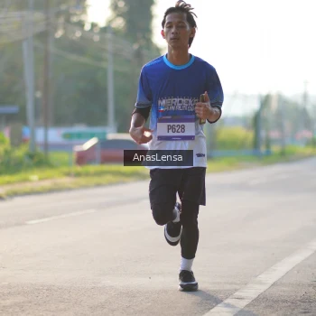 Runner Photo 3467777