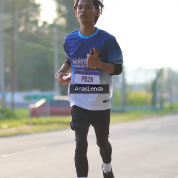 Runner Photo 3467798