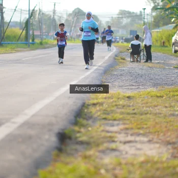Runner Photo 3467801