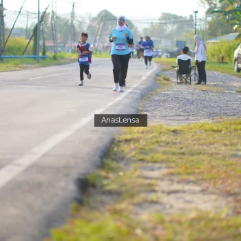 Runner Photo 3467802