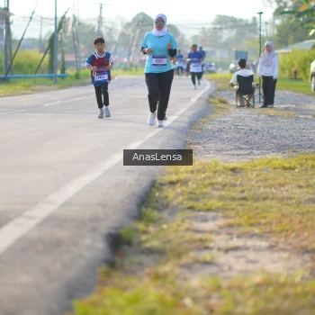 Runner Photo 3467809