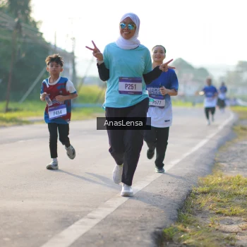 Runner Photo 3467831