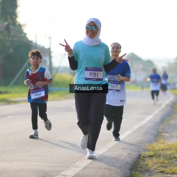 Runner Photo 3467837