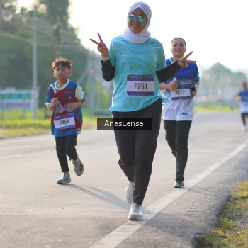 Runner Photo 3467838