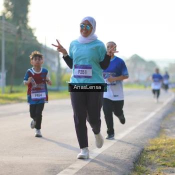Runner Photo 3467839