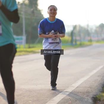 Runner Photo 3467866