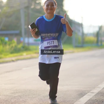 Runner Photo 3467879