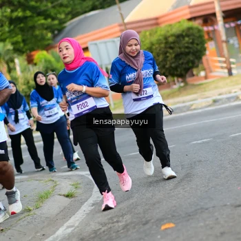 Runner Photo 3467911