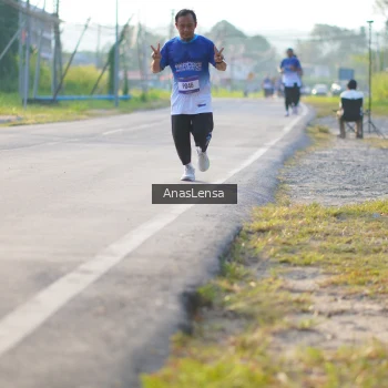 Runner Photo 3467914